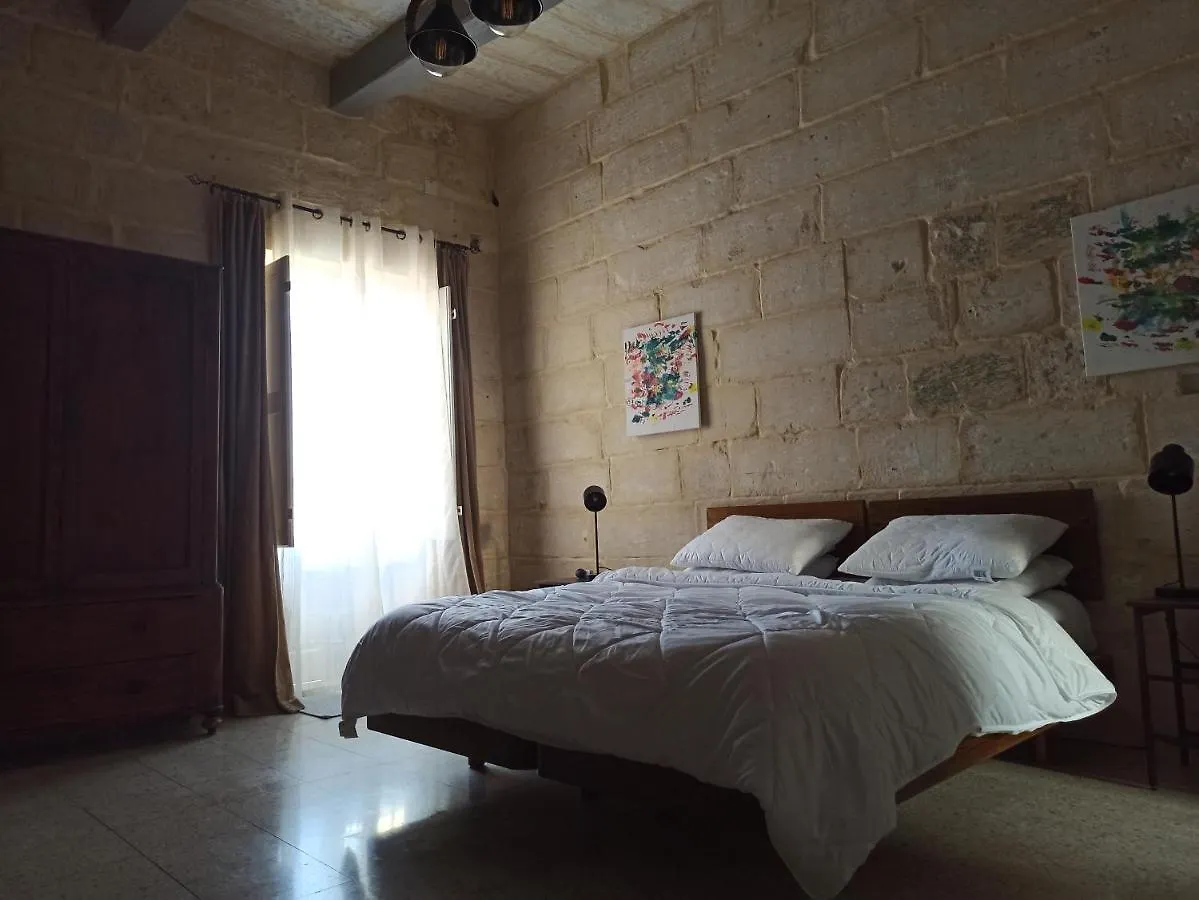 Beautiful Studio Apartment In Qormi Malta