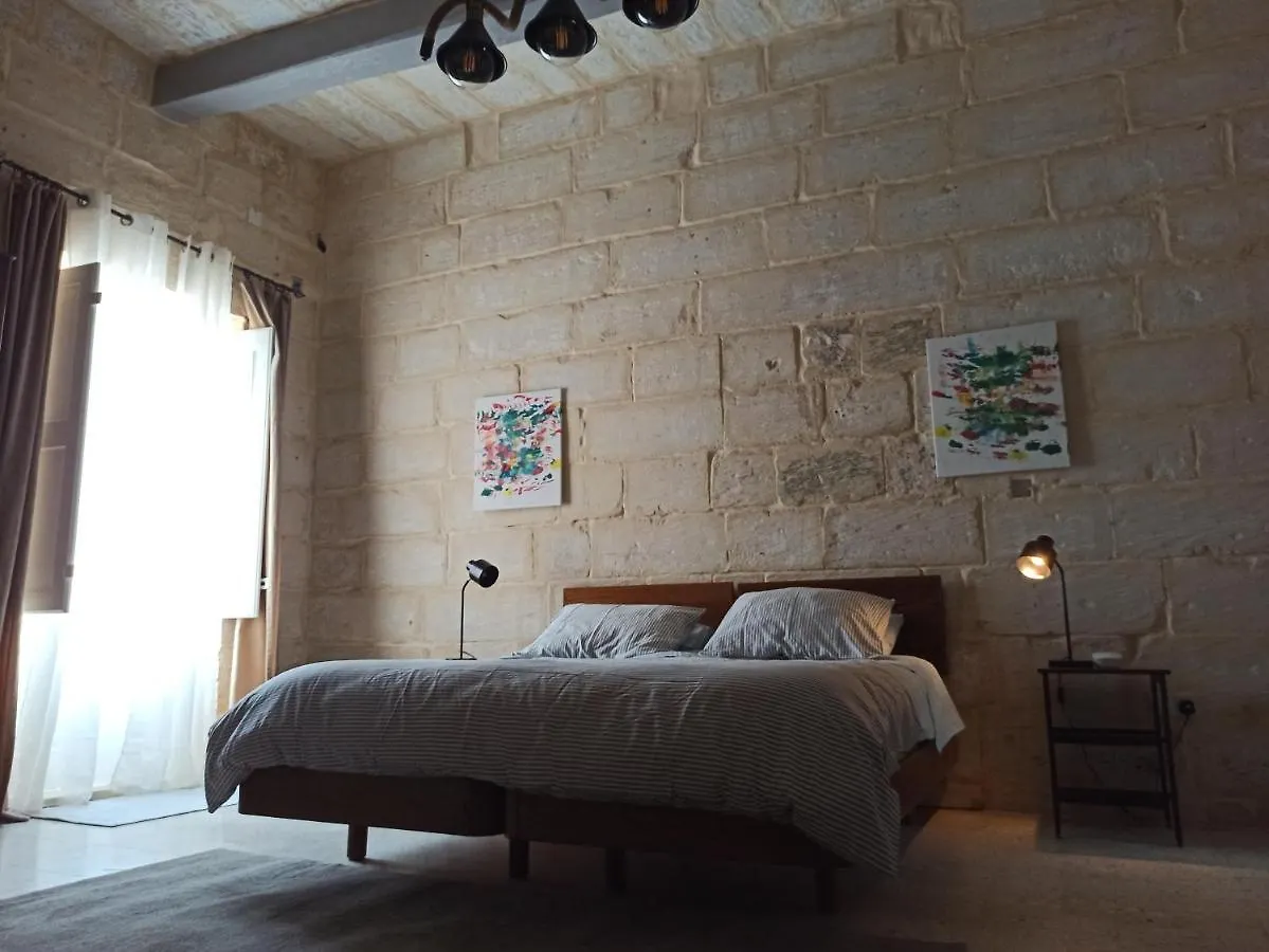 Beautiful Studio Apartment In Qormi Malta