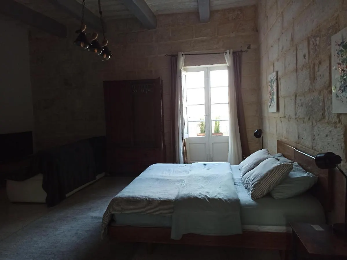 Beautiful Studio Apartment In Qormi Malta