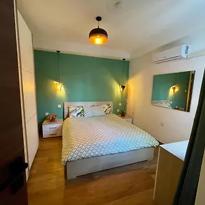  Alloggio in famiglia Airport Bedroom With Your Own Private Bathroom Self Check In And Self Check Out Air-condition Included